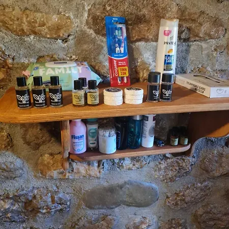 Nyaraló Dimitris-vella Vella